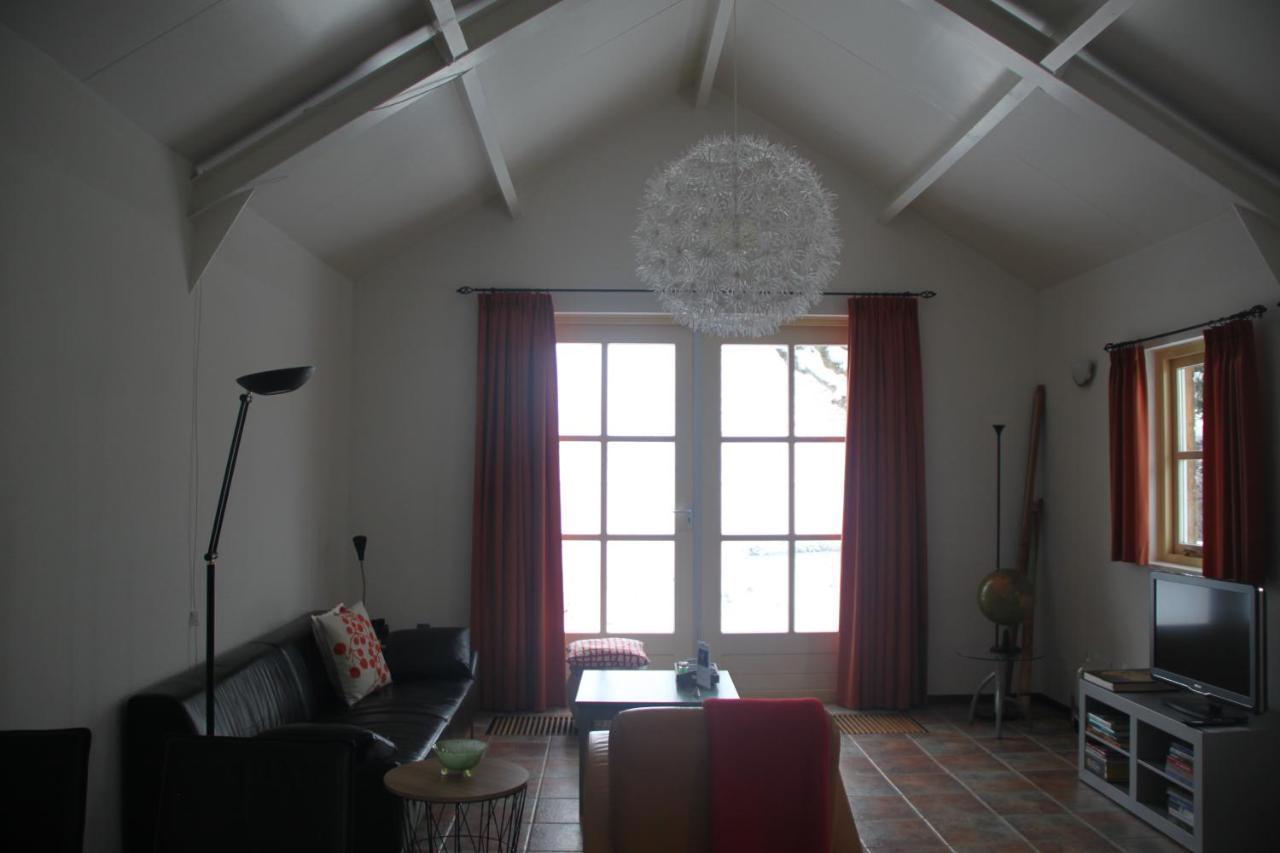 Vakantiehuisje Achter Odiliapeel Exterior foto